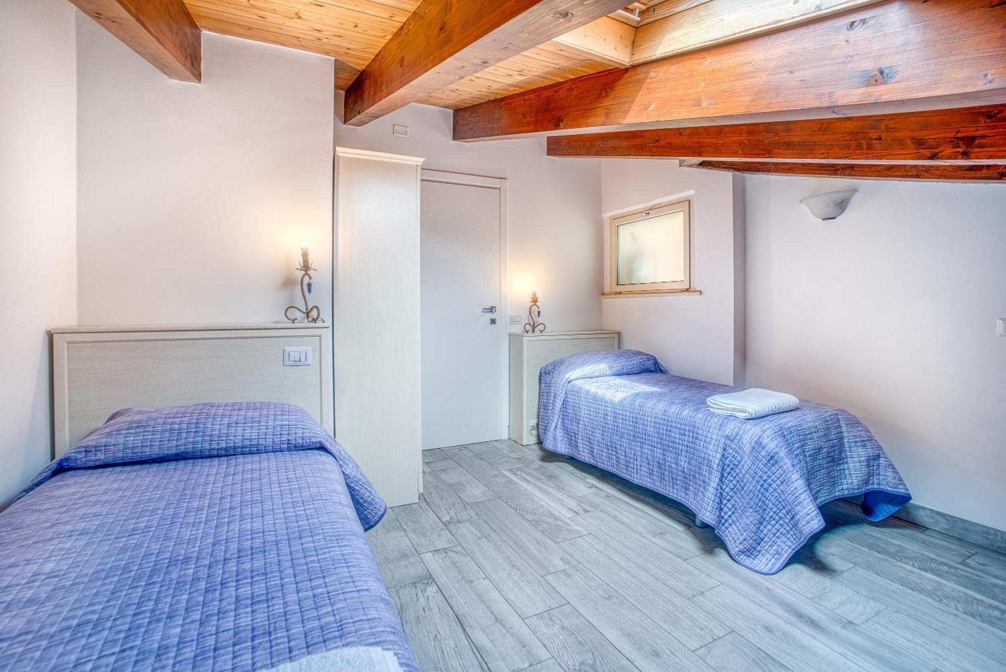 Casavacanzelemore - Casa Zoe Valfabbrica Eksteriør billede