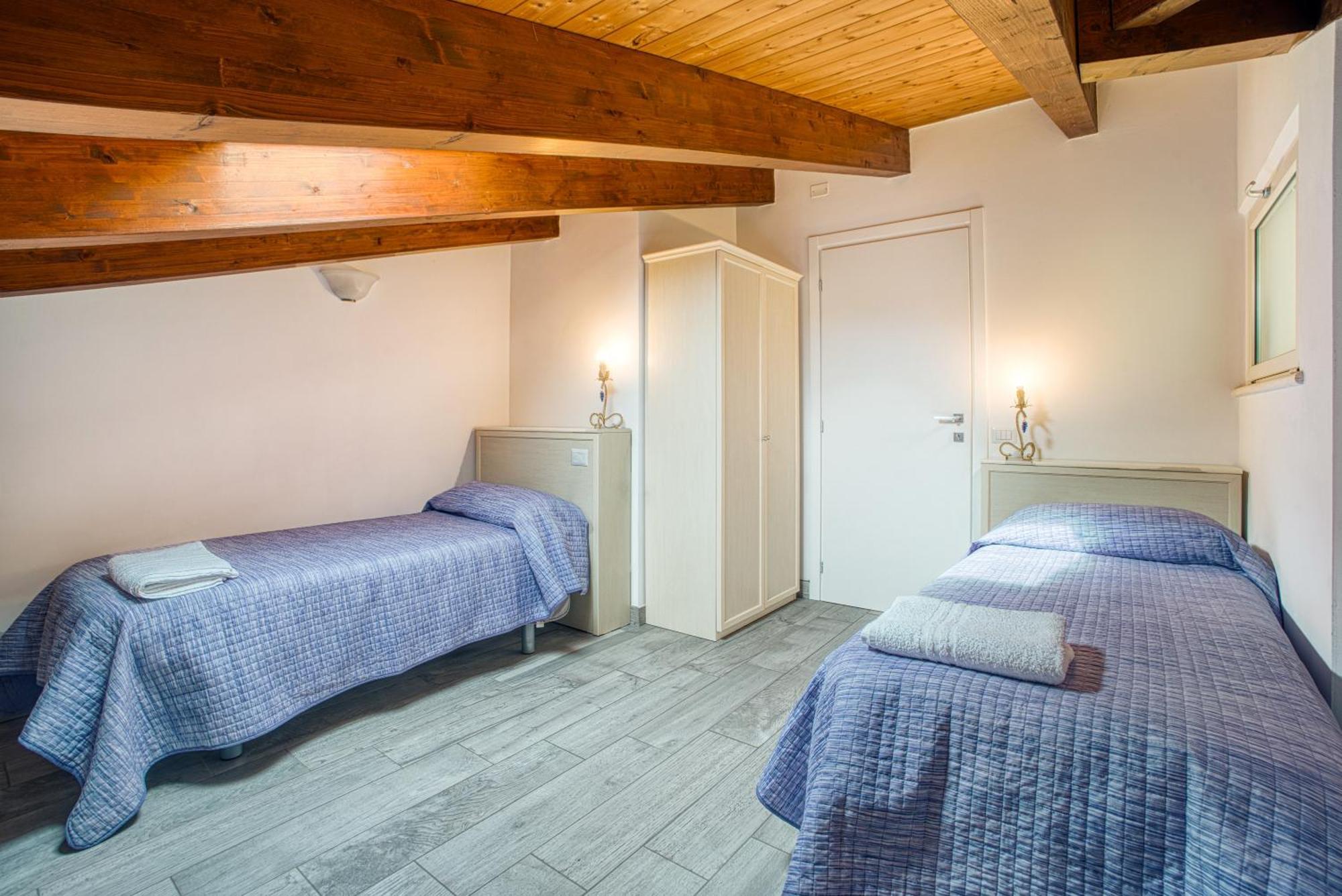 Casavacanzelemore - Casa Zoe Valfabbrica Eksteriør billede